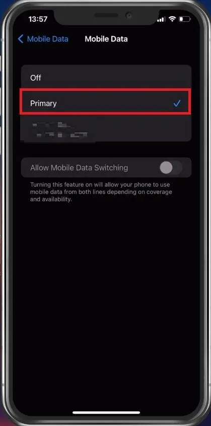 Choose the correct SIM card in your mobile data settings