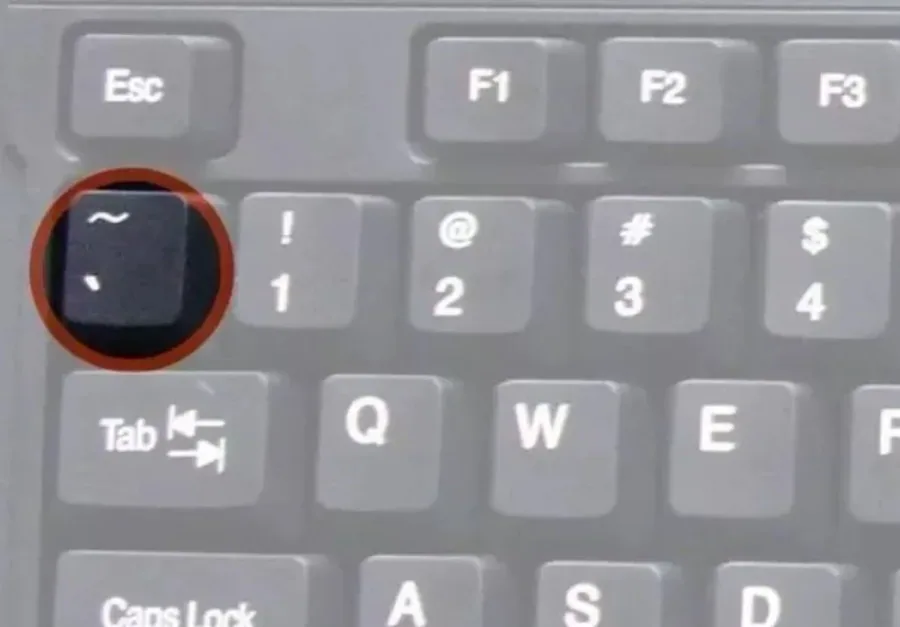 Use the “tidle” key to open the console in V Rising