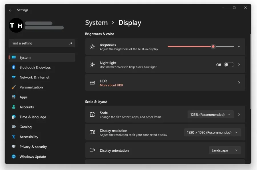 System Settings > Display > Scale & Layout